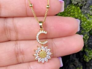 Collar C1 girasol con inicial