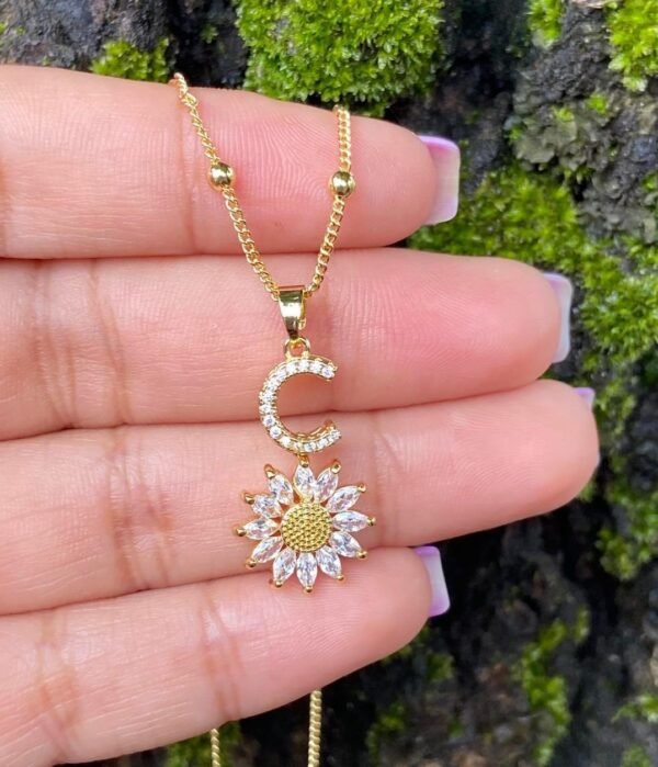 Collar C1 girasol con inicial