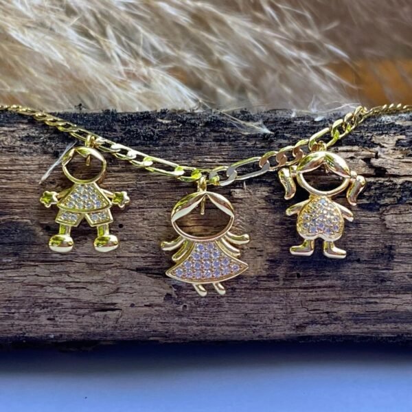 Collar personalizado con tres dijes