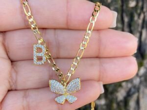 Collar personalizado C3 mariposa con inicial (de la A -Z)