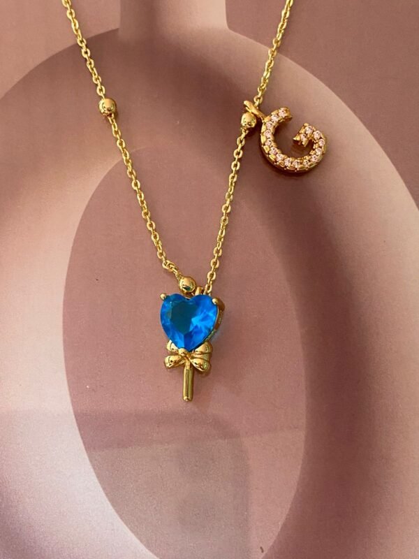 Collar personalizado con dos dijes chapado en oro de 18k