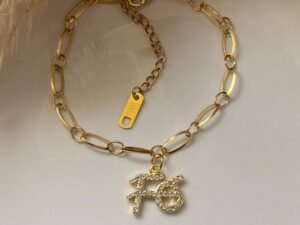 Pulsera P2 dije Fe acero inoxidable con baño de oro de 18k