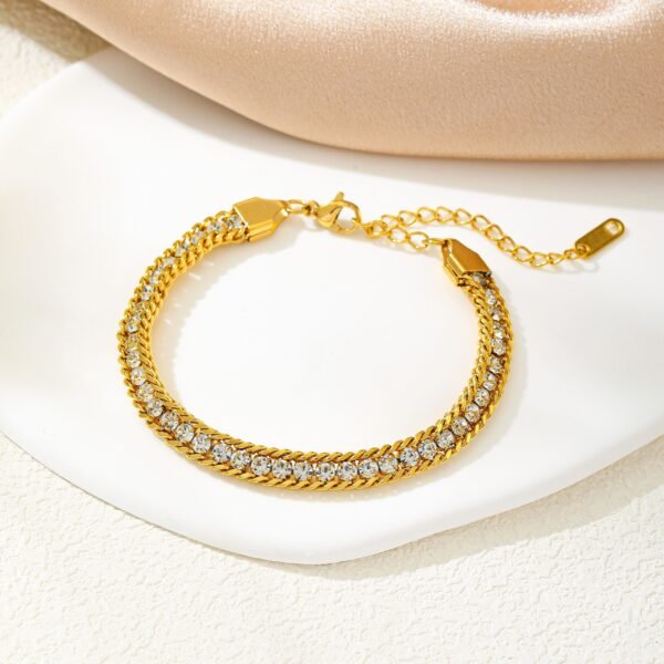 PULSERA DORADA DE CADENA CUBANA CON ZIRNONIAS