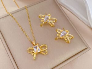 SET DORADO TRIPLE GAZA CON ZIRCONEA RECTANGULAR