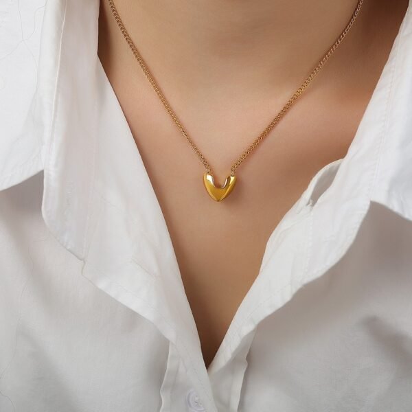 COLLAR DORADO CORAZON LISO