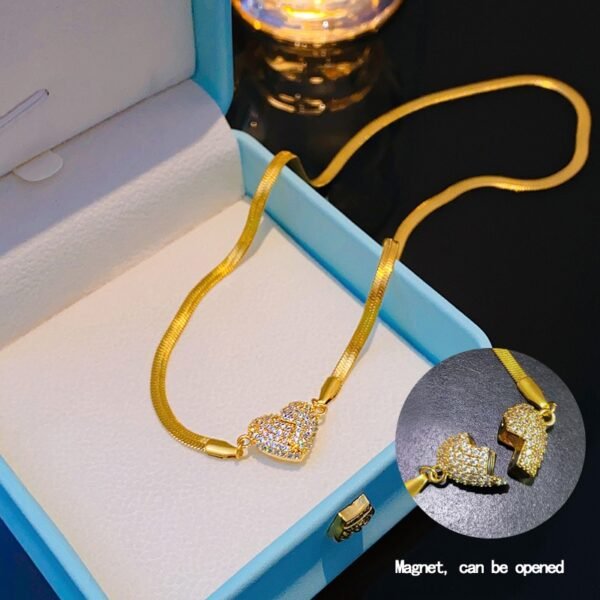 Collar dorado cadena serpiente corazón magnético de acero inoxidable chapado en oro de 18k