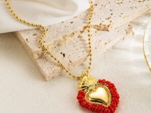 Collar dorado dije corazón vintage chapa de oro 18k