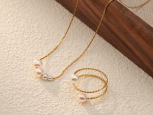 Set dorado collar y anillo perlas de acero inoxidable chapado en oro de 18k