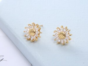 Aretes dorados girasol chapado en oro de 18k