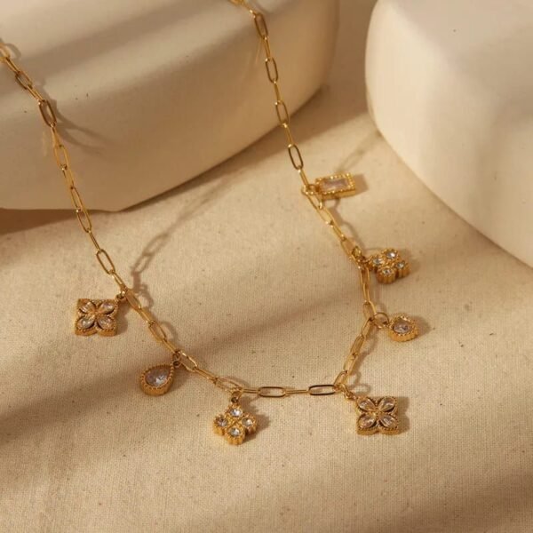 Collar dorado tréboles, gota y cuadrado colgantes de acero inoxidable chapado en oro de 18k