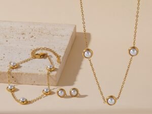 Set dorado con perlas blancas acero inoxidable chapado en oro 18k