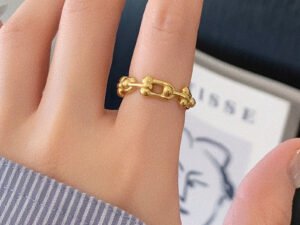 Anillo dorado de hebilla en forma de U acero titanio