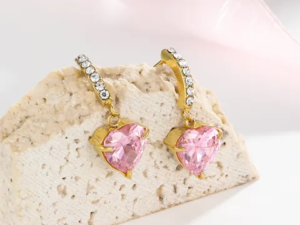Aretes dorados circonia corazón rosado acero inoxidable chapado en oro de 18k