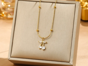 Collar dorado cola de ratón cereza cristal acero inoxidable chapado en oro de 18k