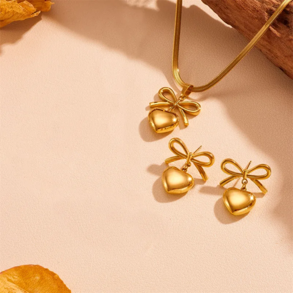 Set dorado moña corazón acero inoxidable chapado en oro de 18k