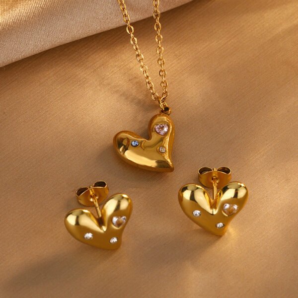 Set dorado corazón circonias acero inoxidable chapado en oro de 18k
