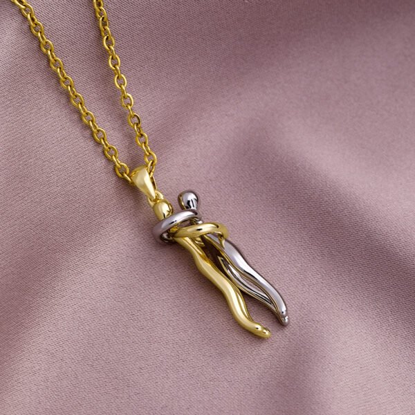 Collar dorado abrazo de amor acero inoxidable chapado en oro de 18k