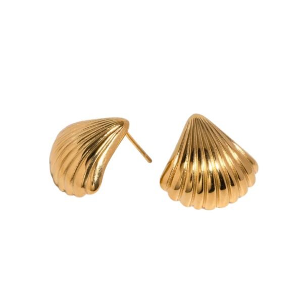 Aretes dorados concha acero inoxidable chapado en oro de 18k