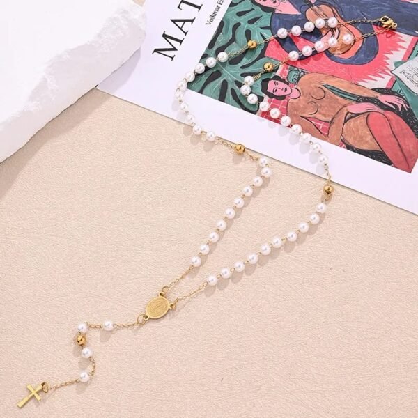 Collar rosario perlas Acero Inoxidable chapada en oro de 18k