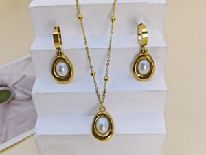 Set dorado forma de lagrima con perla acero inoxidable