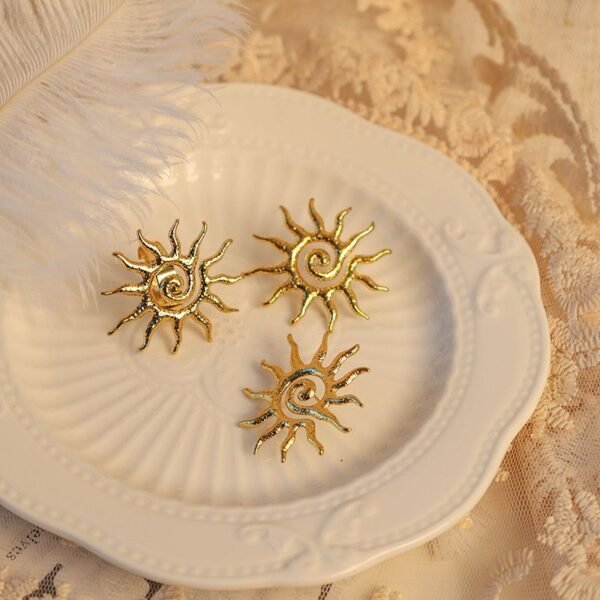 Set dorado ares y anillo sol acero inoxidable chapado en oro 14k