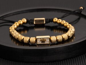 Pulsera dorada de caballero corona real Acero titanio