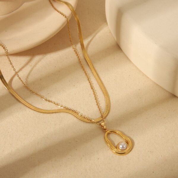Collar dorado doble ovalo perla Acero inoxidable chapado en oro 18k