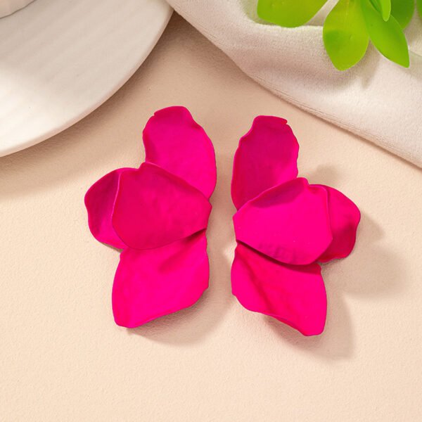 Aretes fucsia de pétalos de acrílico fashion
