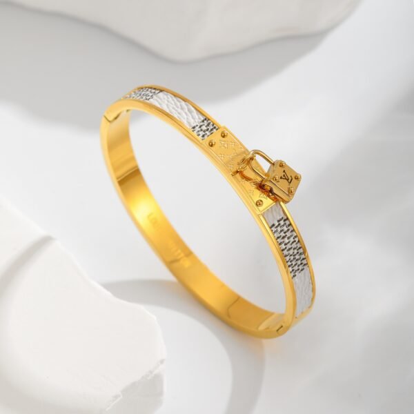 Aro dorado Dupe Louis Vuitton Blanco Acero titanio chapado en oro 18k