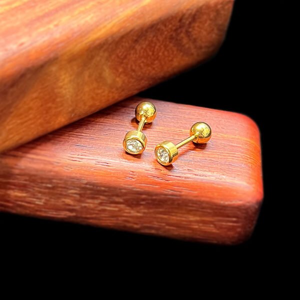 Aretes circonia 4mm cierre de rosca Acero inoxidable