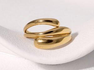 Anillo enrrollado Acero inoxidable chapado en oro 18k