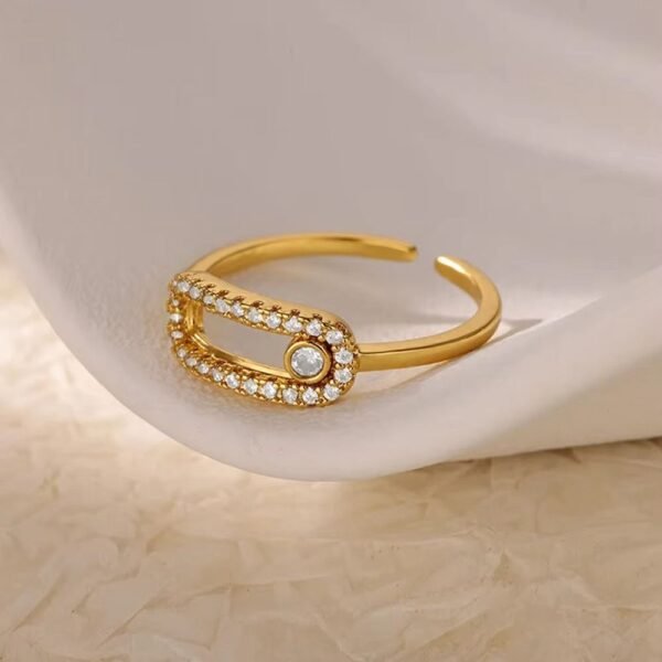 Anillo estilo U full circonias
