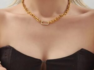 Collar elegante ancla full circonias