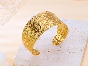 Brazalete texturizado acero inoxidable