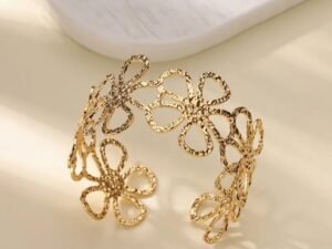 Brazalete flores caladas acero inoxidable chapado en oro de 18k