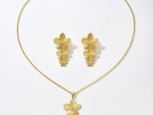 Set triple flor de cerezo acero inoxidable chapado en oro de 18k