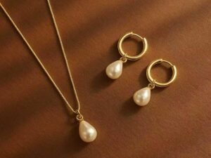 Set collar y argollas perlas acero inoxidable