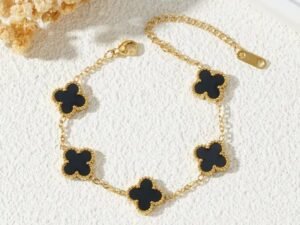 Pulsera tipo Van Cleef negra acero inoxidable chapada en oro de 18k