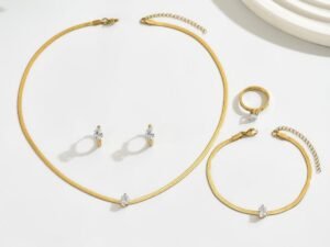 Set collar, pulsera, aretes y anillo gota zirconia acero inoxidable chapado en oro de 18k