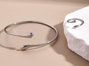 Set plateado aro y anillo gota acero inoxidable