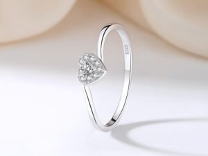 Anillo plateado de promesa corazon zirconia Plata 925
