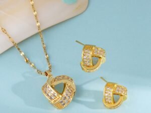 Set nudo con zirconias acero inoxidable chapado en oro de 18k