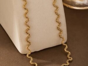 Collar zig zag dorado  acero inoxidable