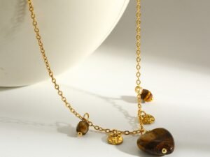 Collar corazon piedra cafe acero inoxidable chapado en oro de 18k