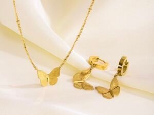 Set mariposa dorada acero inoxidable chapado en oro de 18k