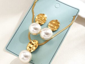 Set perla redonda grande acero inoxidable chapado en oro de 18k