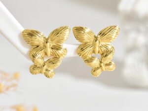 Aretes mariposa doble labradas acero inoxidable chapado en oro de 18k