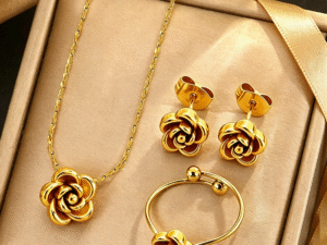Set flores relieve chapado en oro de 18k