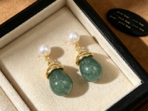 Aretes gotas verde jade fantasia fina